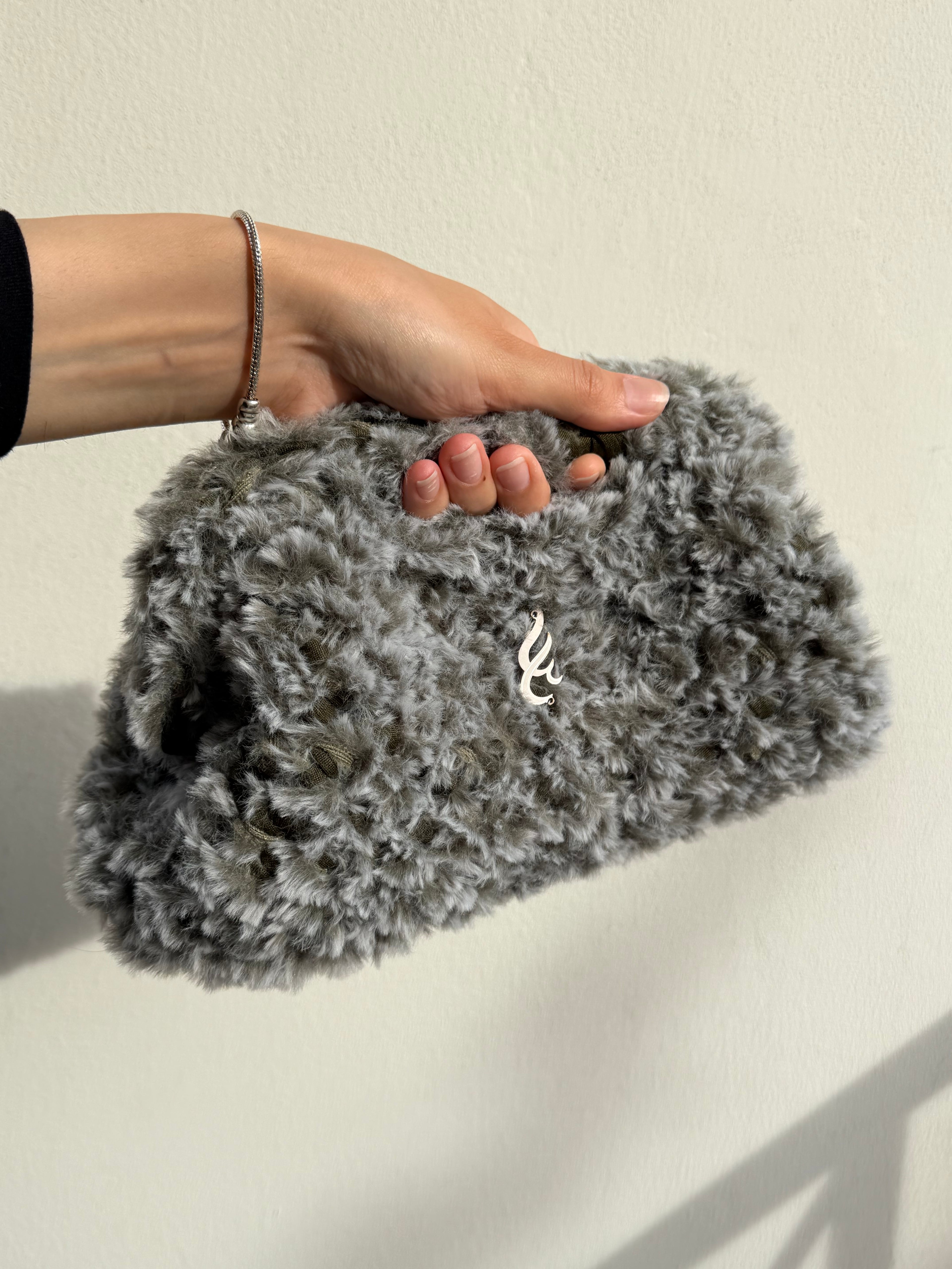 Fur-Clutch LILY