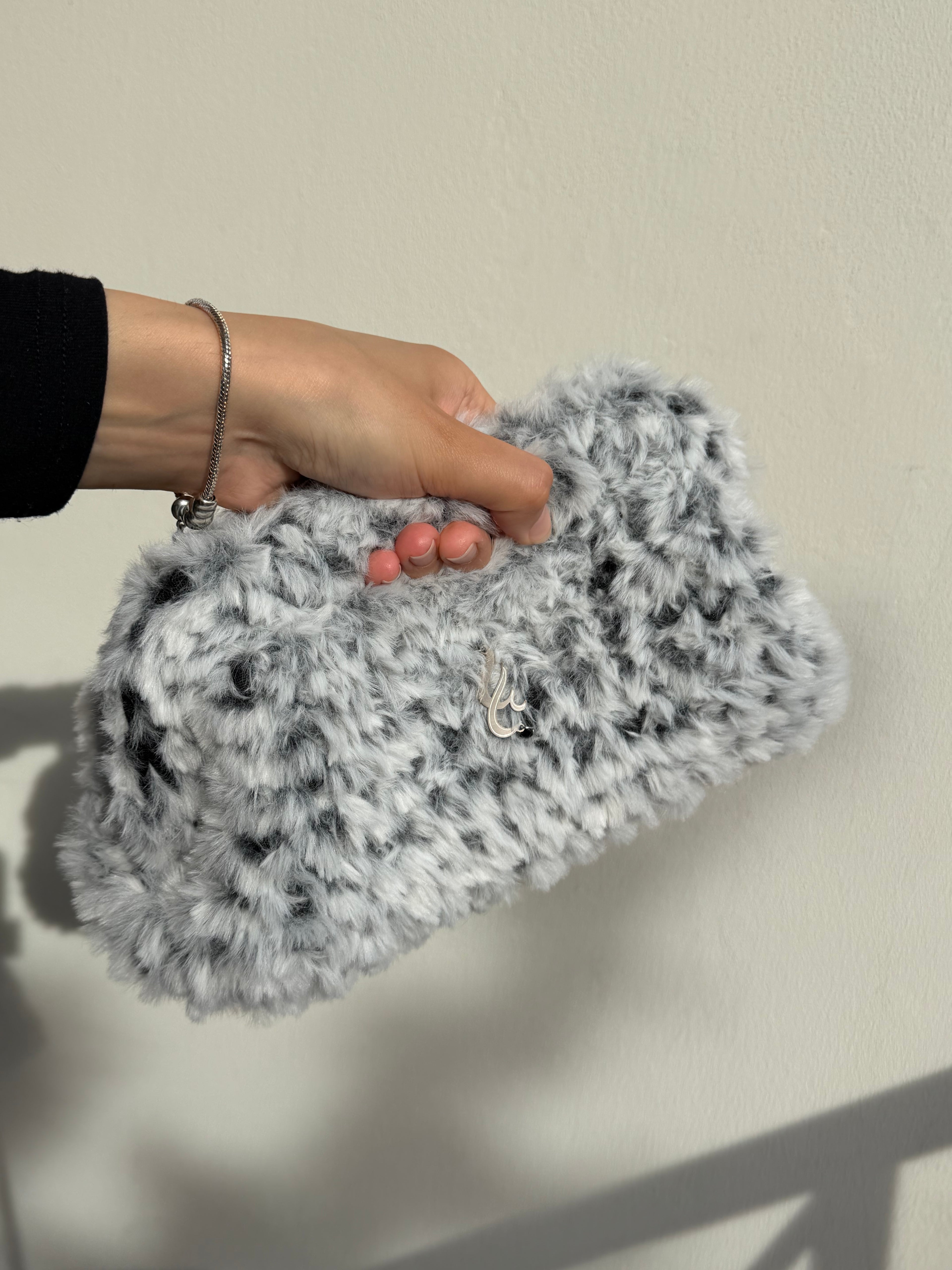 Fur-Clutch LILY